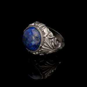Lapis Lazuli Taşlı Kabartma Desenli Gümüş Erkek Yüzük Modeli